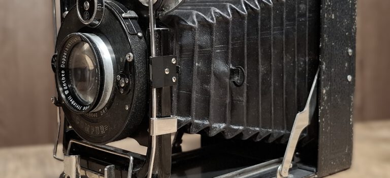 Welta Watson 9×12 – Eine typische Vertreterin ihrer Kameragattung